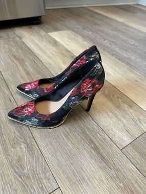 BCBGeneration Harleigh Pointed Toe Black Floral Lace Pumps